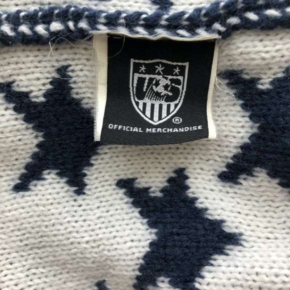 USA VINTAGE SOCCER STARS RETRO WINTER BEANIE - Picture 3 of 3